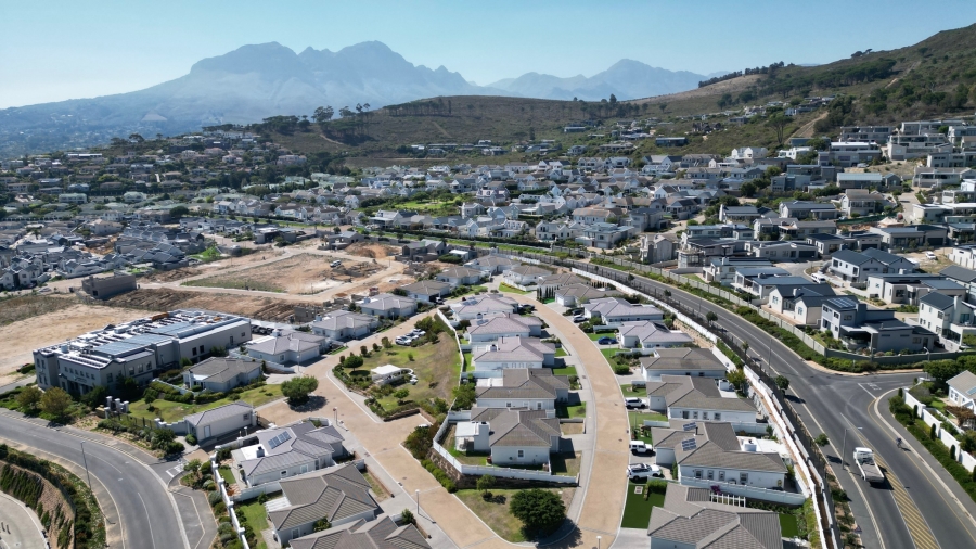 3 Bedroom Property for Sale in Dennegeur Western Cape